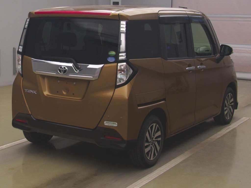TOYOTA TANK