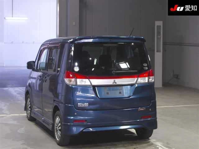 MITSUBISHI DELICA D:2