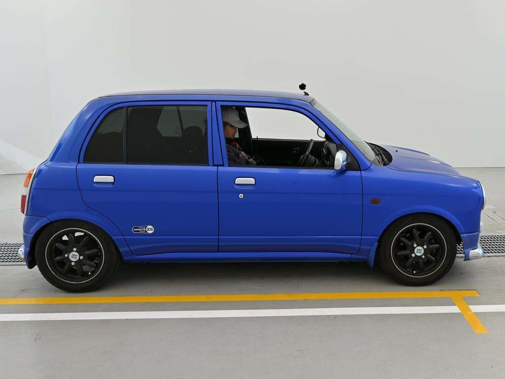 DAIHATSU MIRA GINO