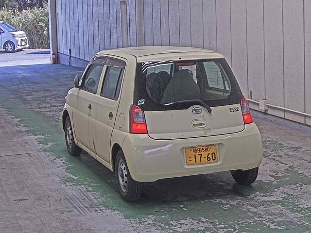 DAIHATSU ESSE