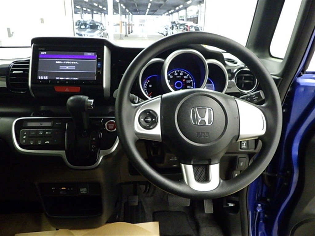 HONDA N-BOX