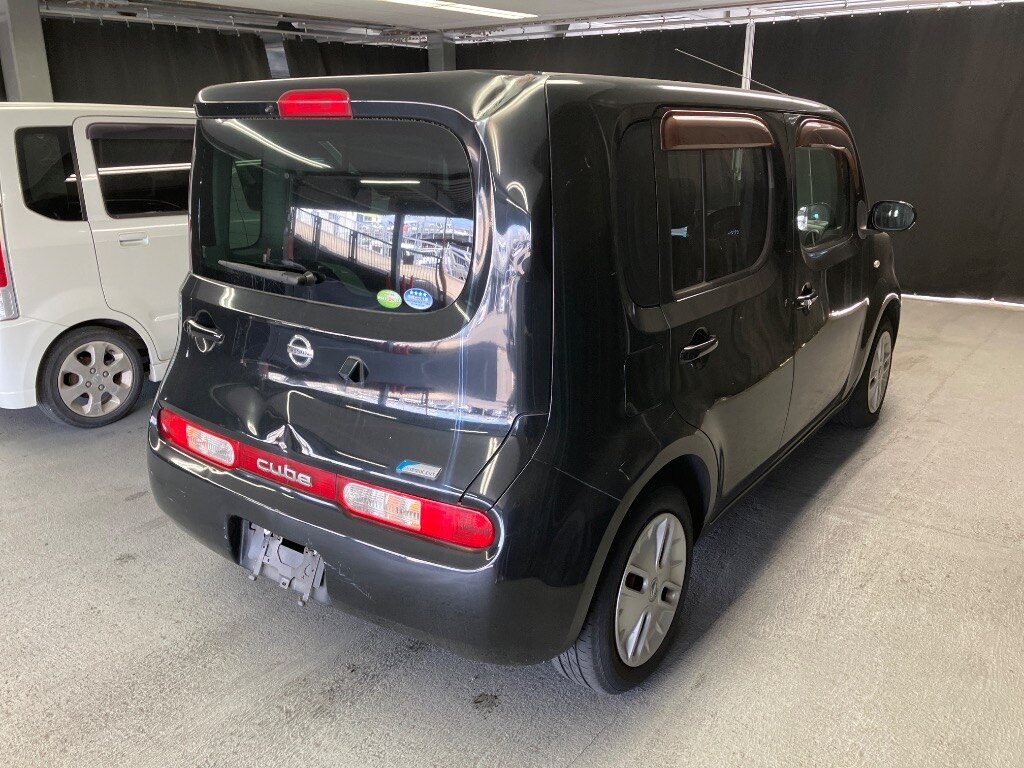 NISSAN CUBE