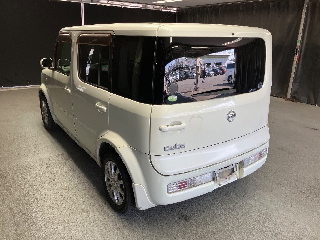 NISSAN CUBE