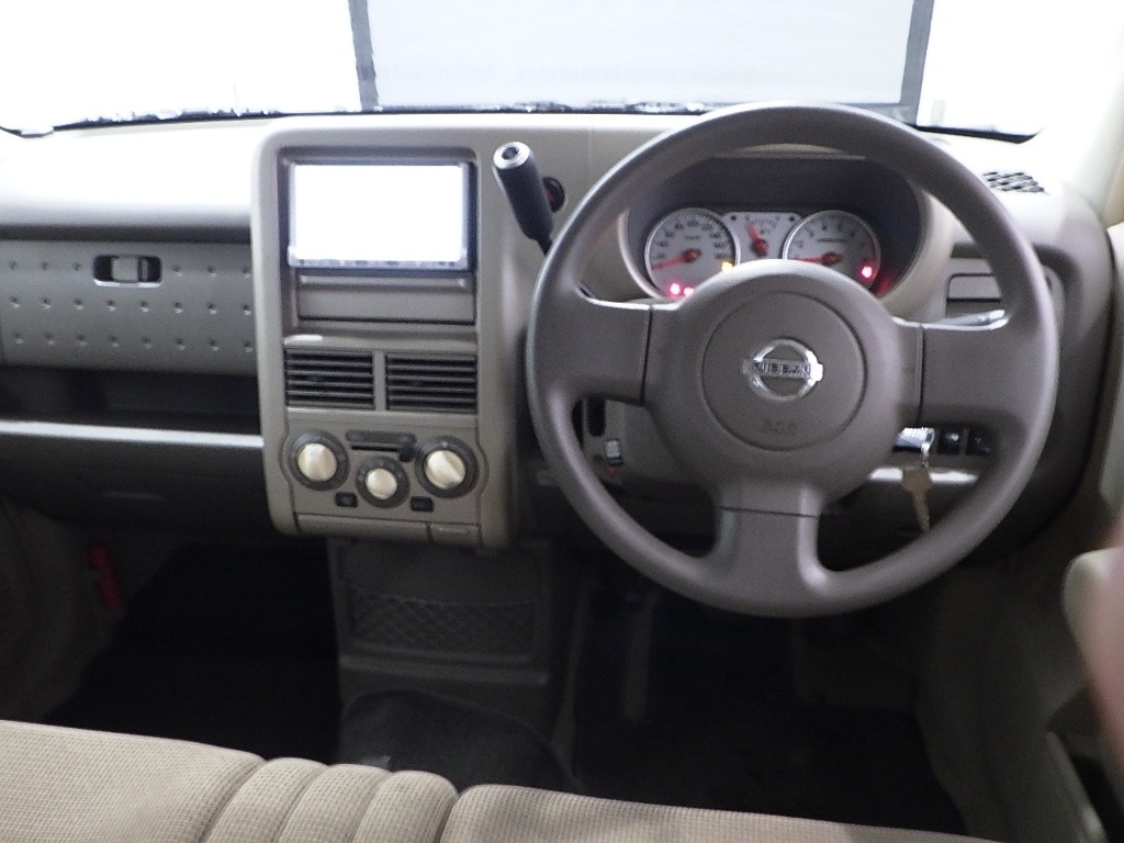 NISSAN CUBE