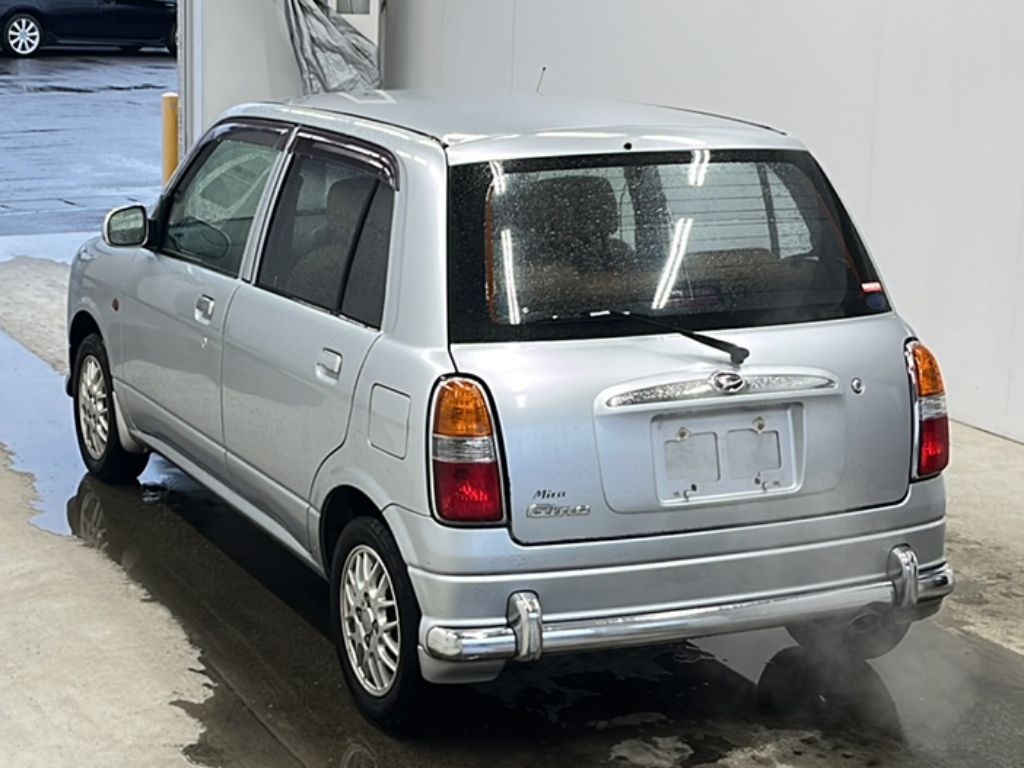 DAIHATSU MIRA GINO