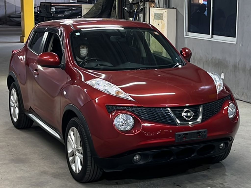 NISSAN JUKE