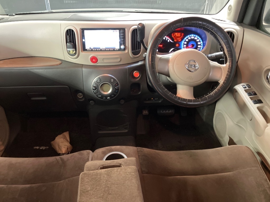 NISSAN CUBE