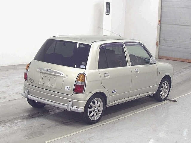 DAIHATSU MIRA GINO