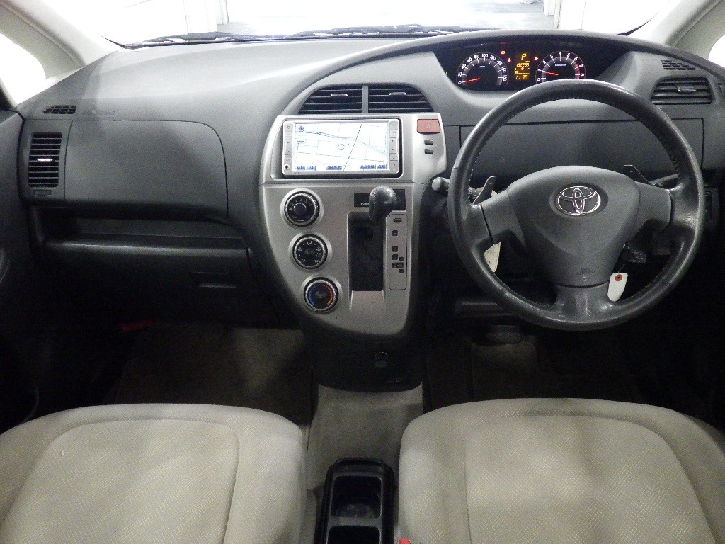 TOYOTA RACTIS