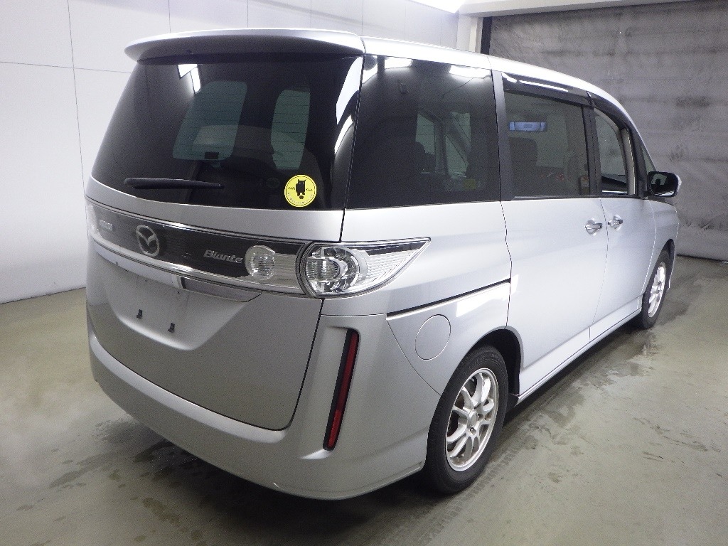 MAZDA BIANTE