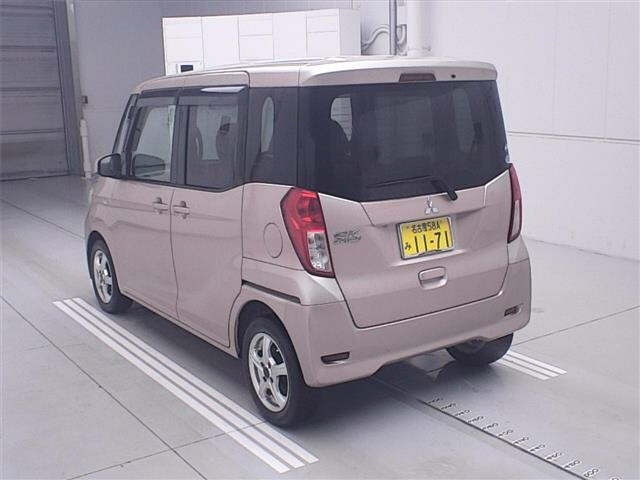 MITSUBISHI EK SPACE