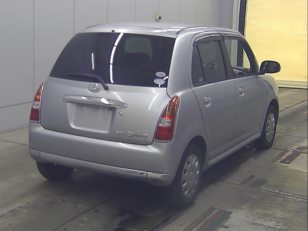 DAIHATSU MIRA GINO