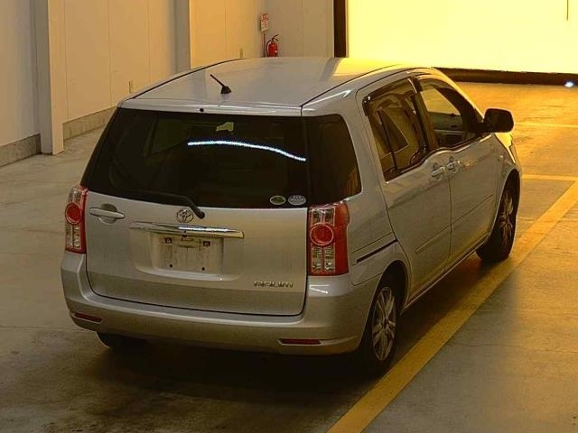 TOYOTA RAUM