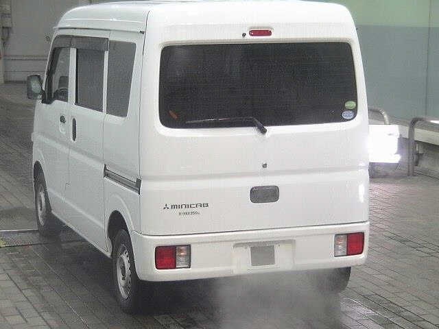 MITSUBISHI MINICAB