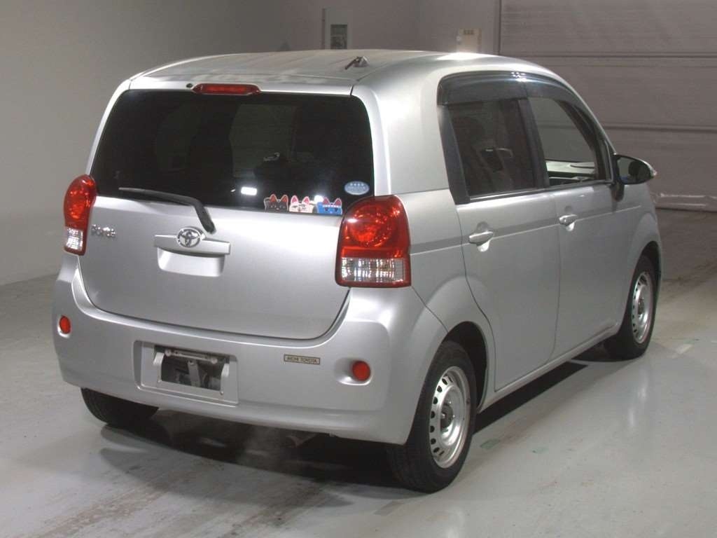 TOYOTA PORTE