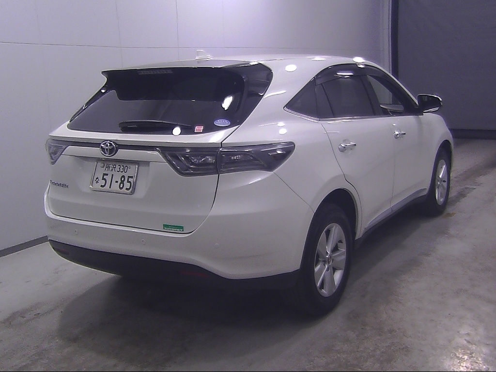 TOYOTA HARRIER