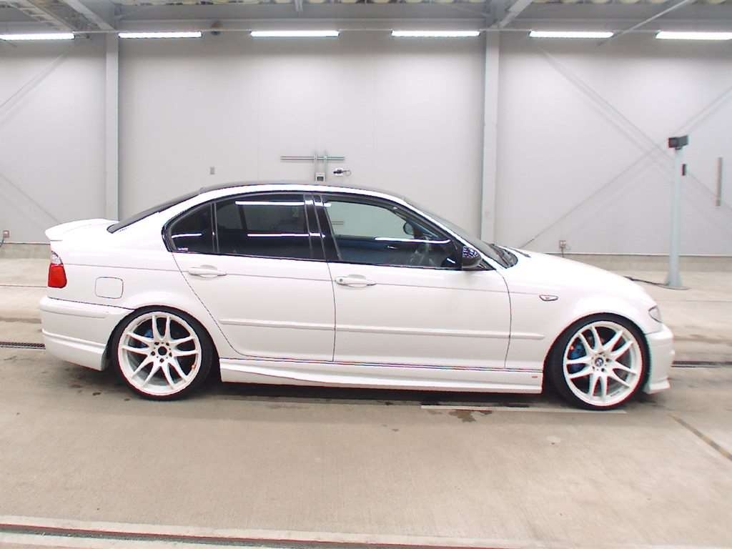 BMW 3-SERIES