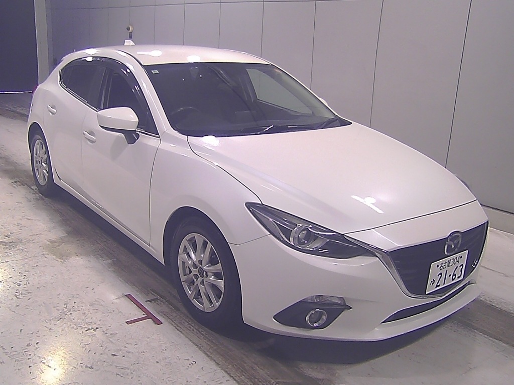 MAZDA AXELA