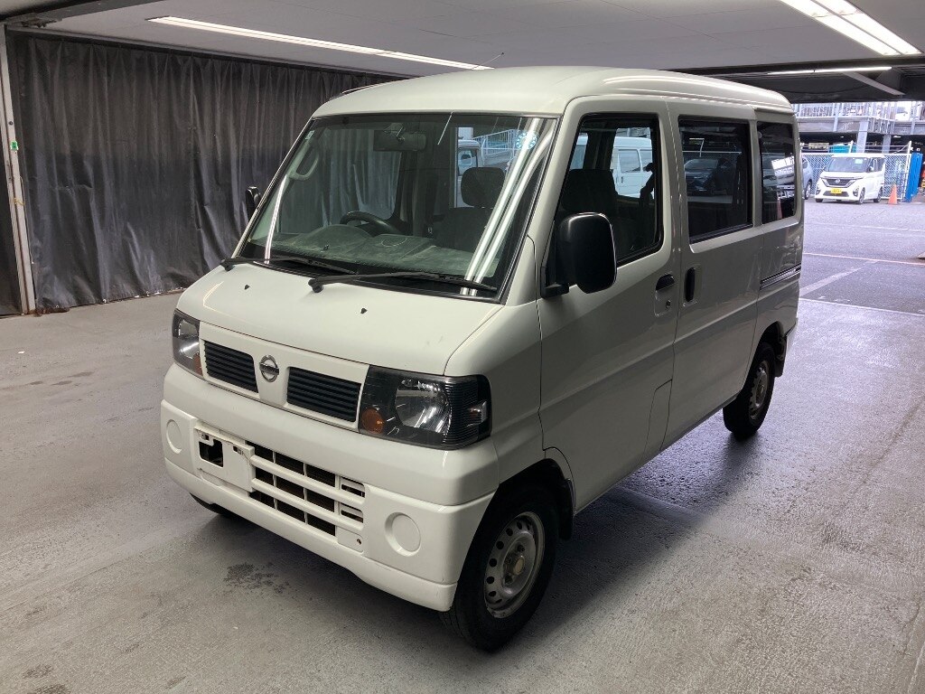 NISSAN CLIPPER
