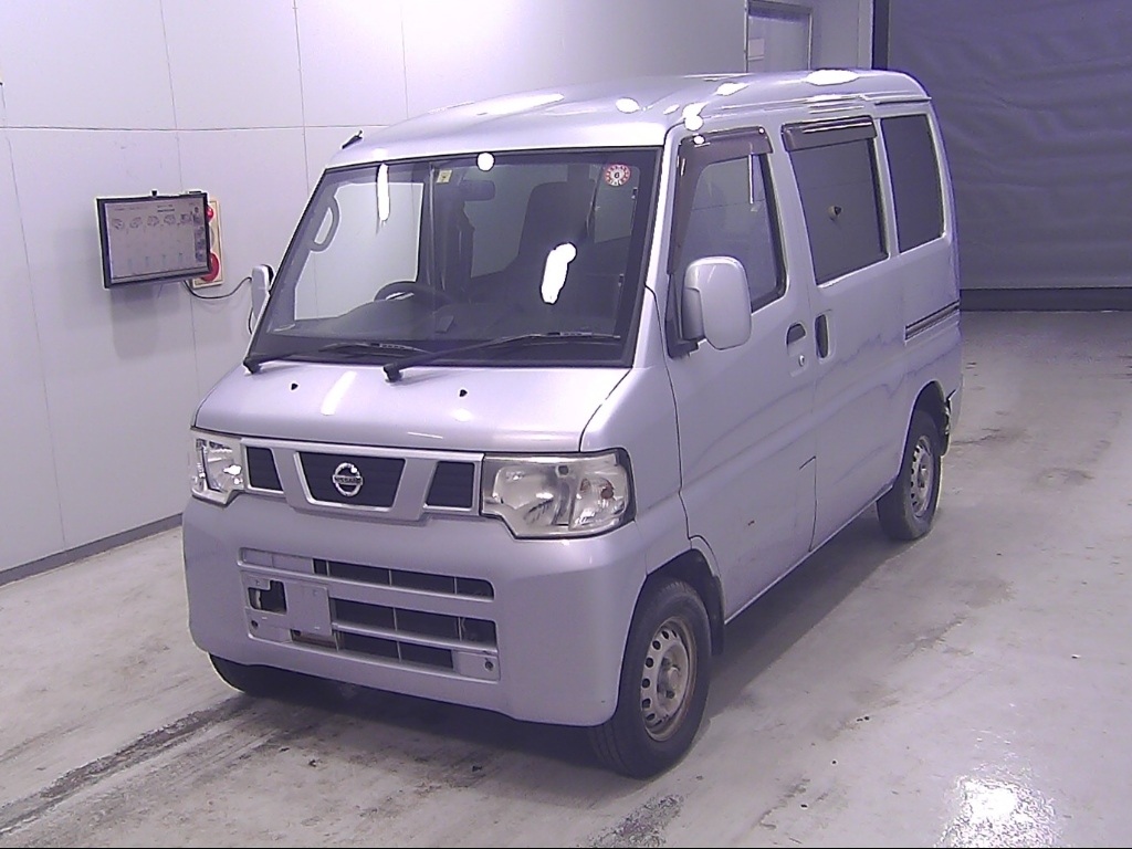 NISSAN NV100 CLIPPER