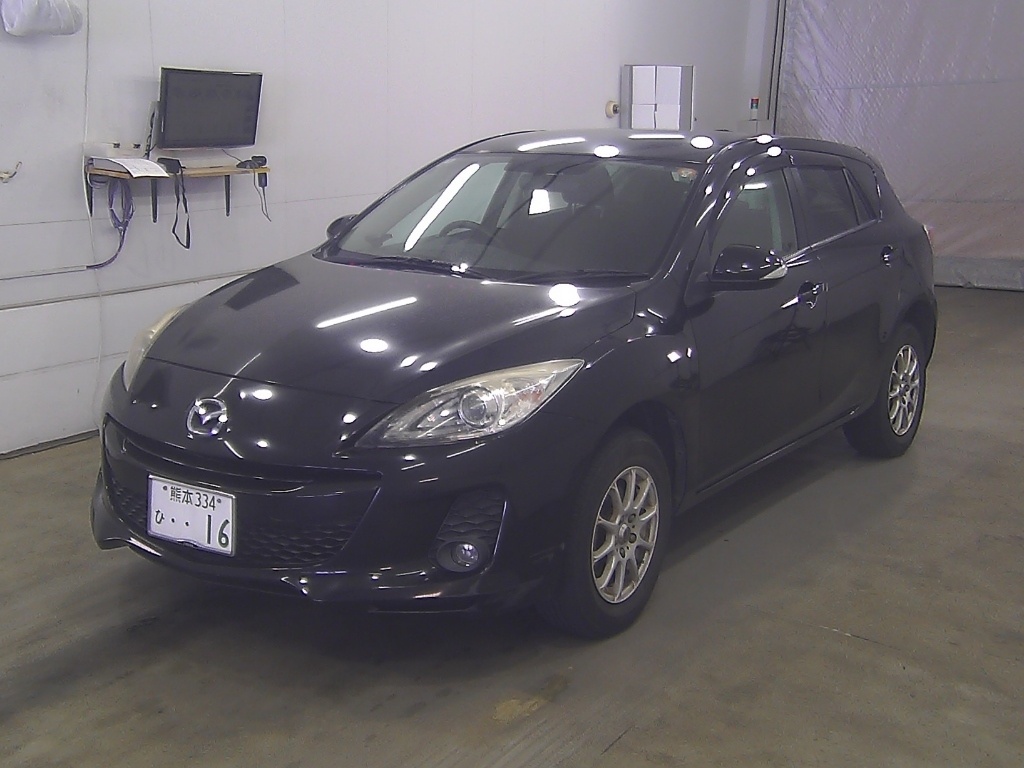 MAZDA AXELA