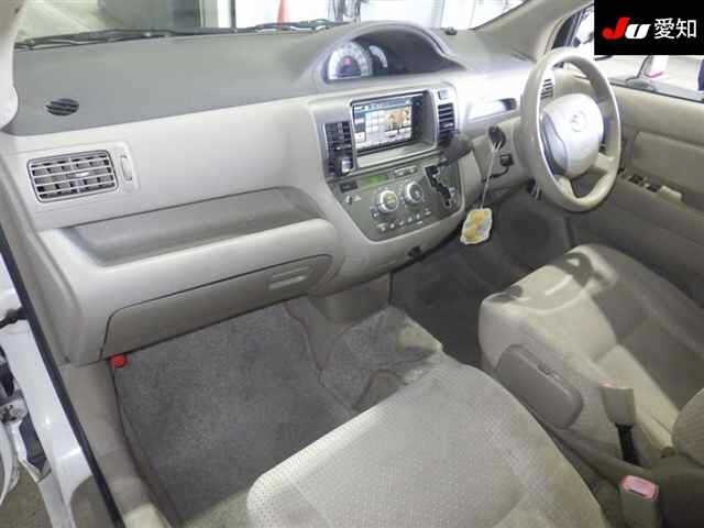TOYOTA RAUM