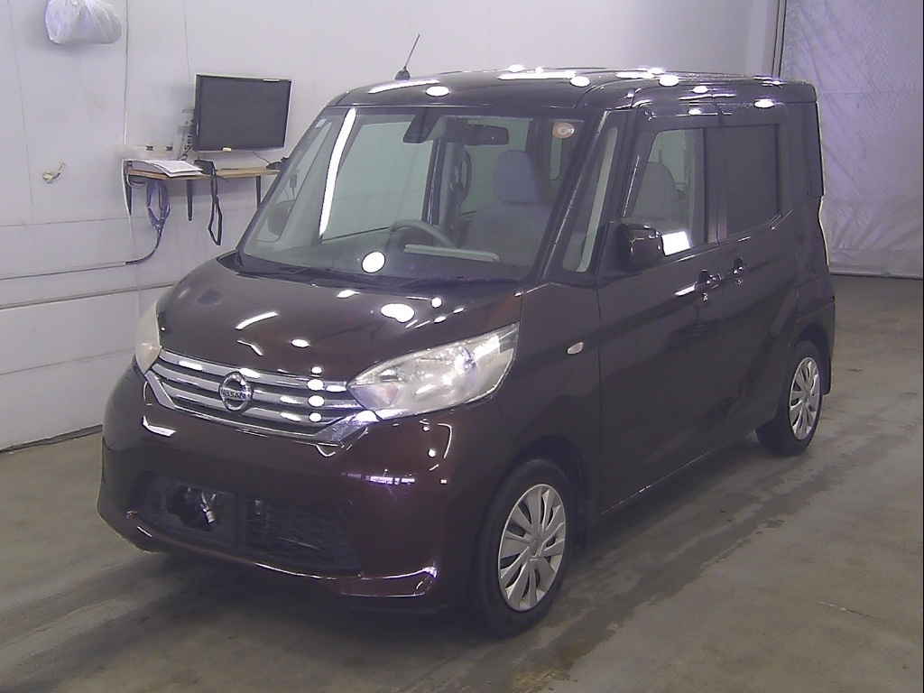 NISSAN DAYZ ROOX