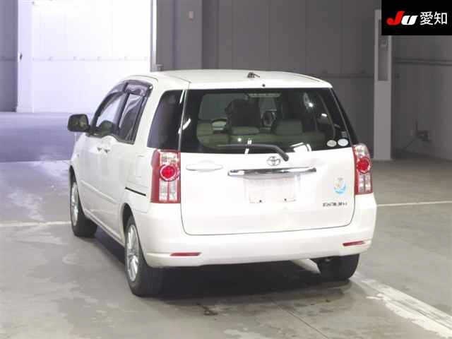 TOYOTA RAUM