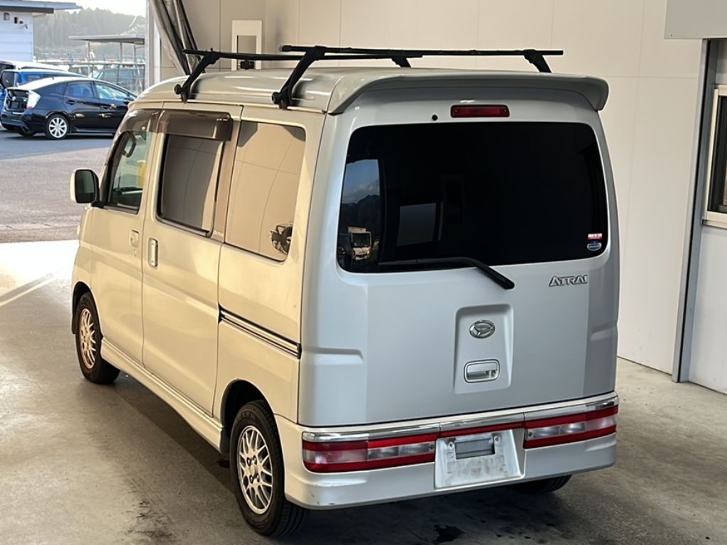 DAIHATSU ATRAI