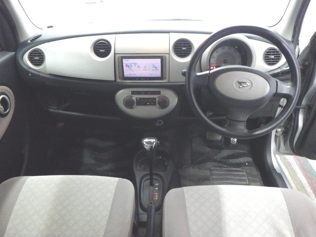 DAIHATSU MIRA GINO