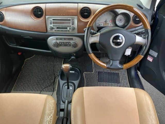 DAIHATSU MIRA GINO