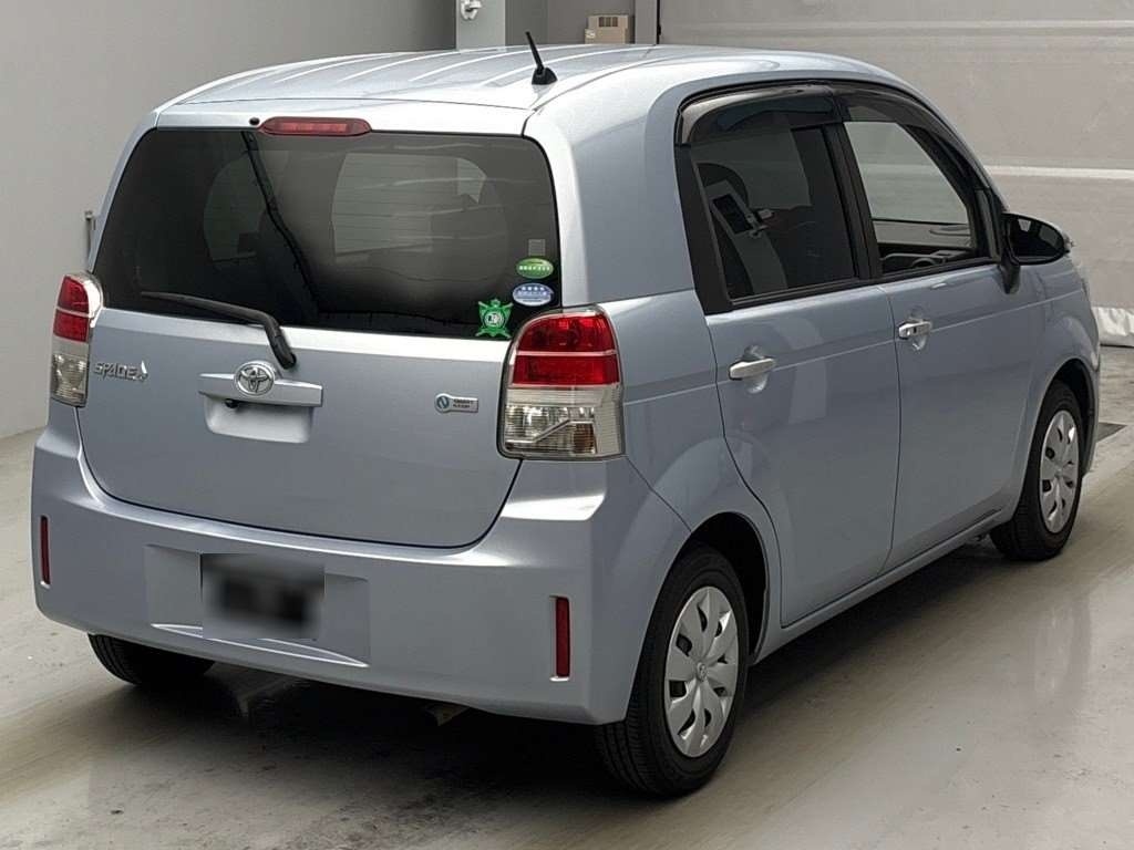 TOYOTA SPADE