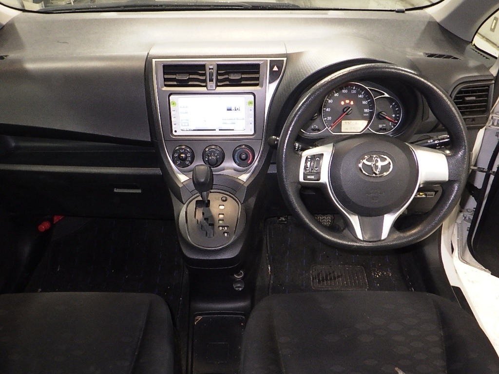 TOYOTA RACTIS