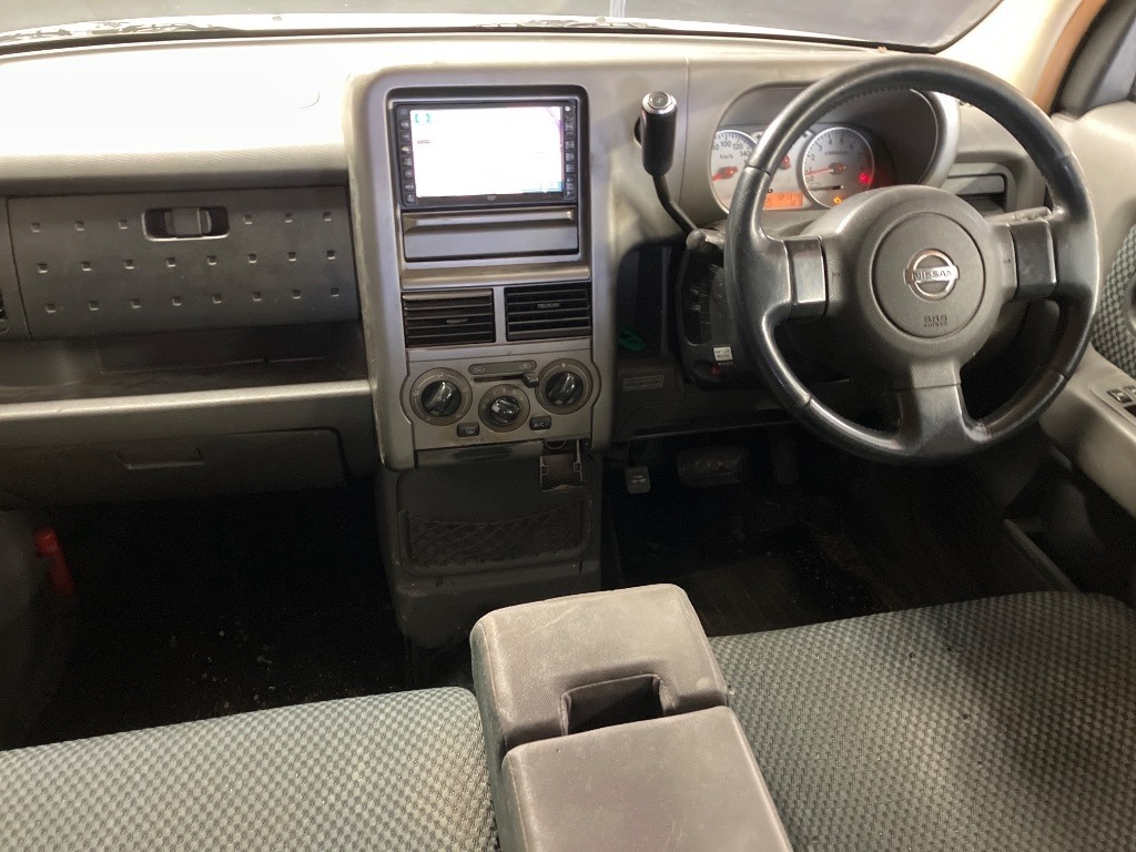 NISSAN CUBE