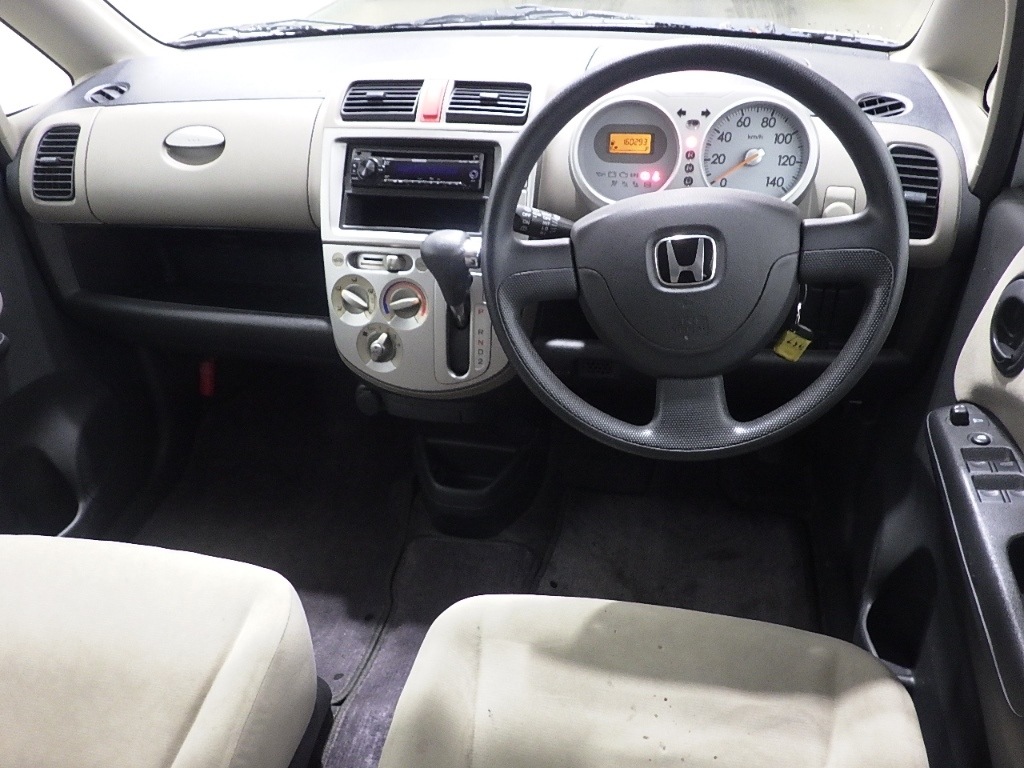 HONDA LIFE