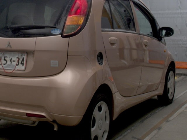 MITSUBISHI I