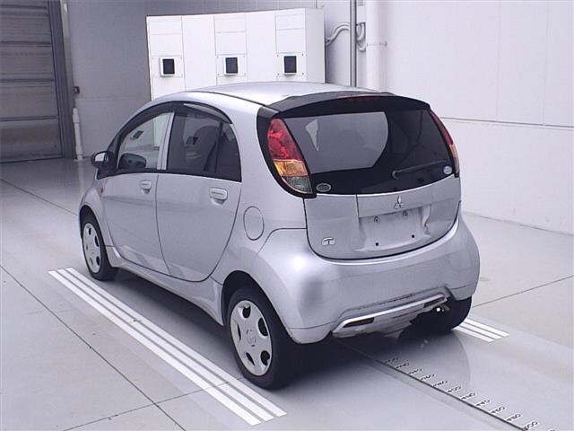 MITSUBISHI I