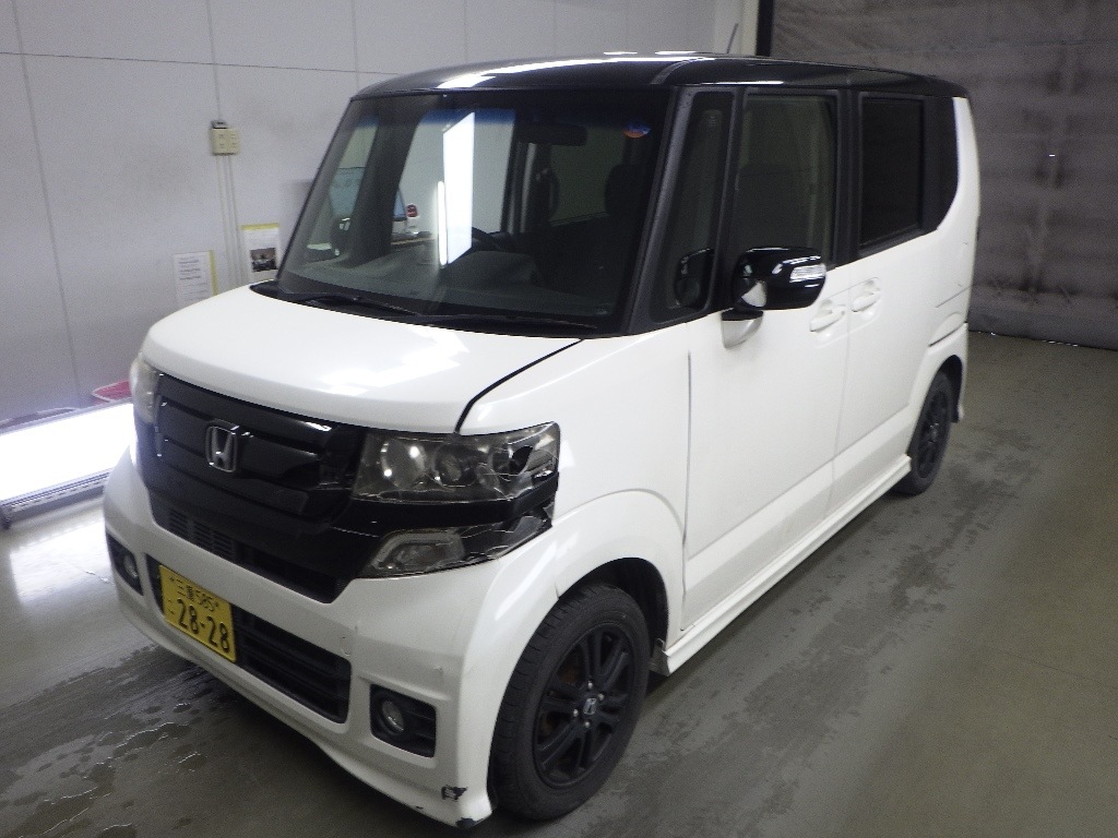 HONDA N-BOX