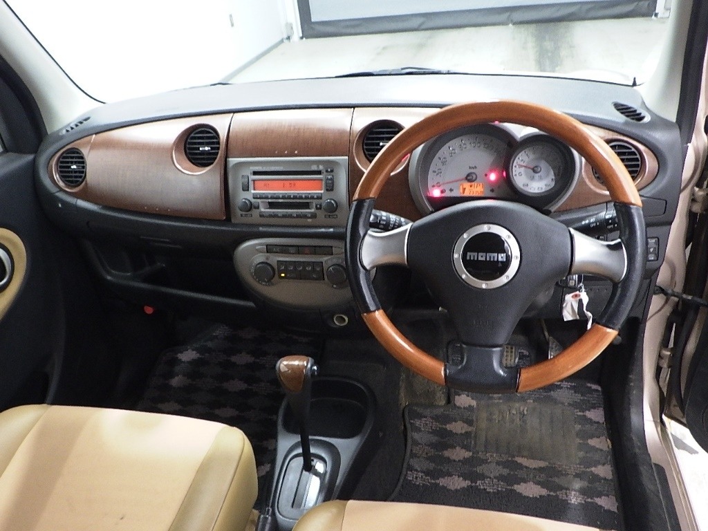 DAIHATSU MIRA GINO