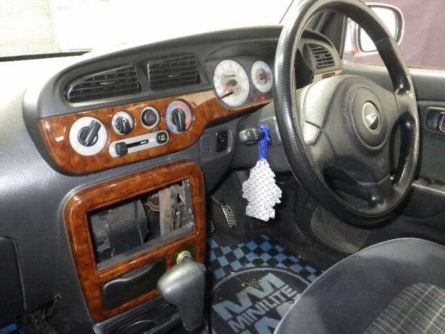 DAIHATSU MIRA GINO