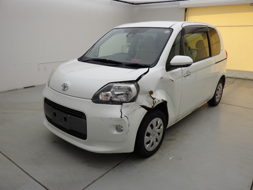 TOYOTA PORTE