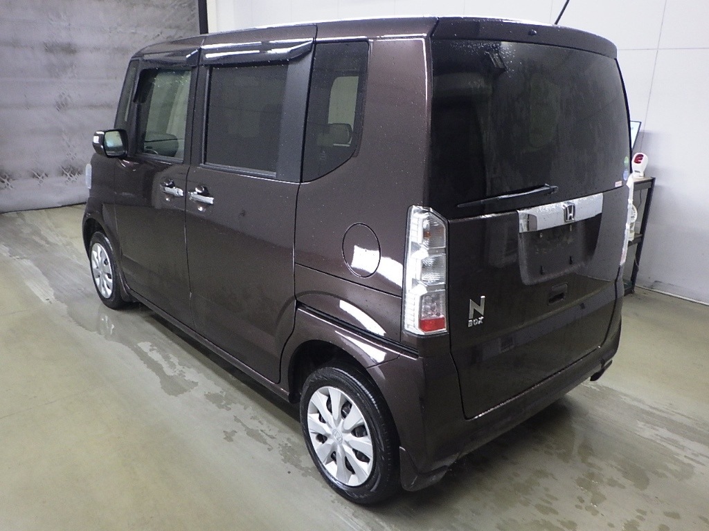 HONDA N-BOX