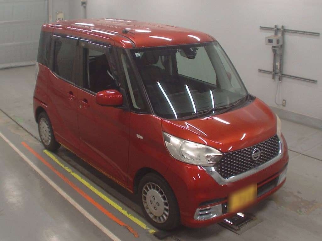 NISSAN DAYZ ROOX