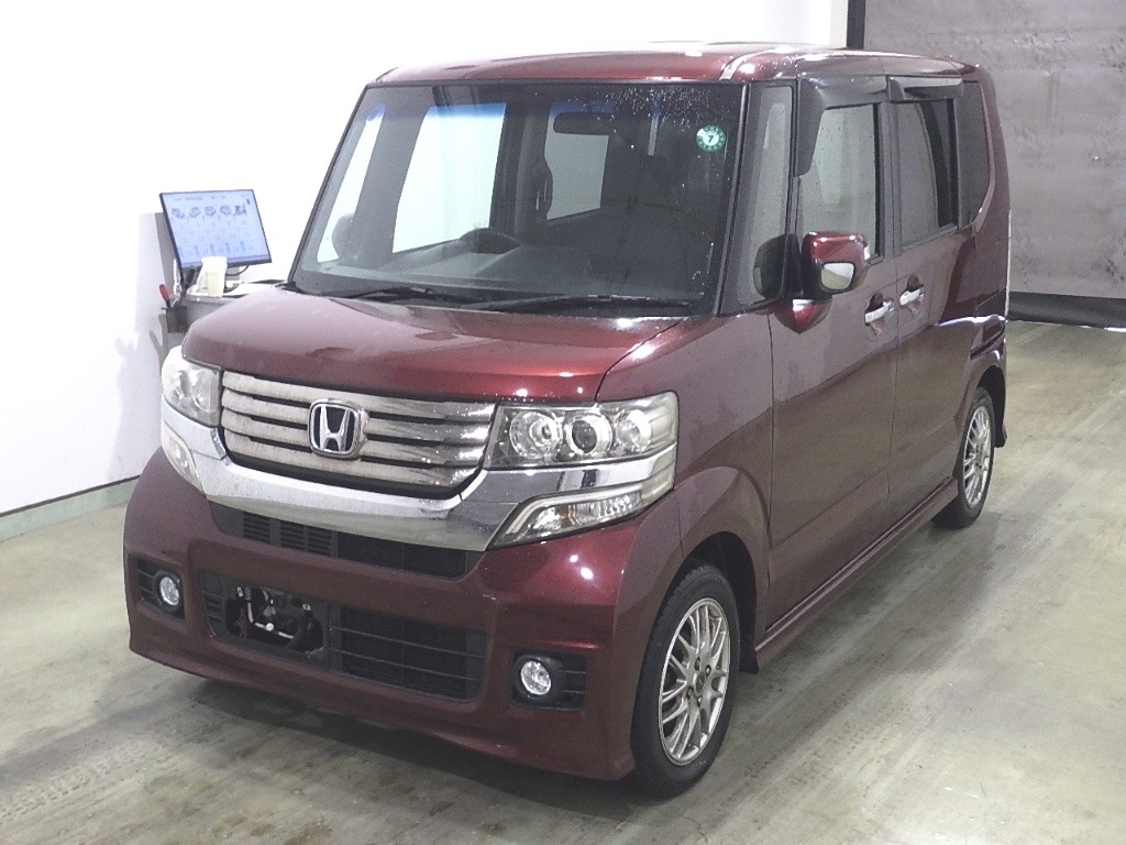 HONDA N-BOX