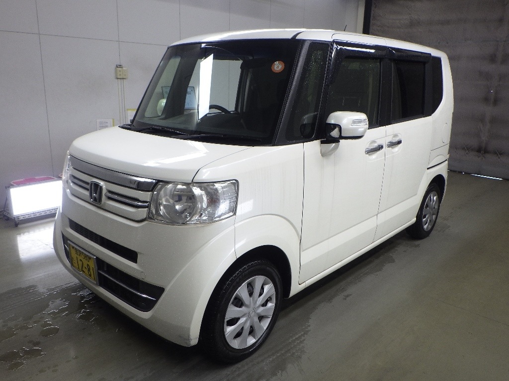 HONDA N-BOX