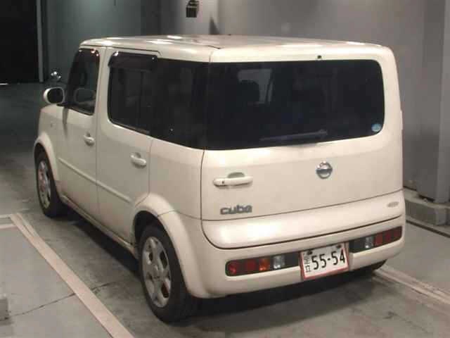 NISSAN CUBE