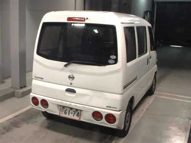 NISSAN CLIPPER