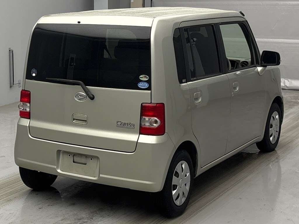 DAIHATSU MOVE CONTE