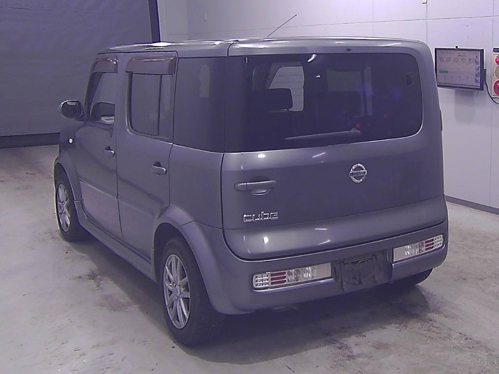 NISSAN CUBE
