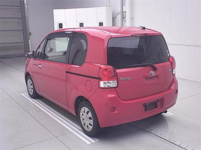 TOYOTA PORTE